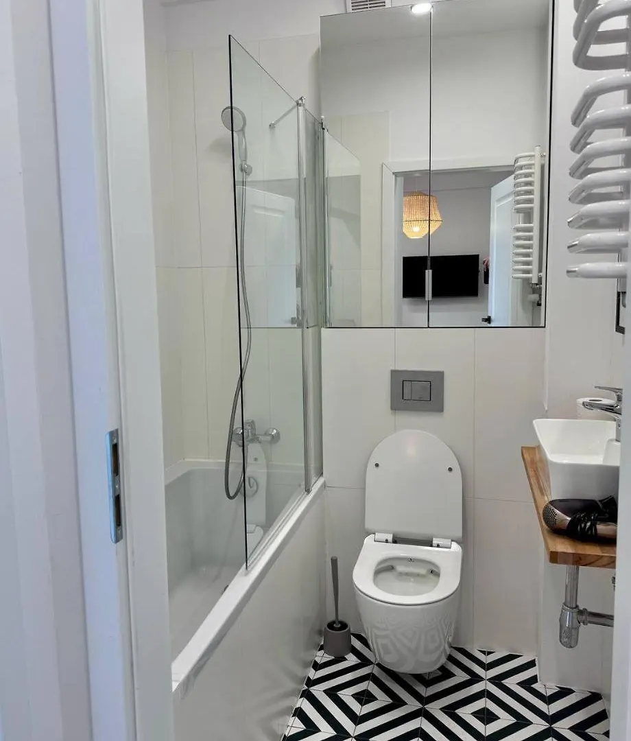 Glam 2-Room Apartment, W-Fi, Old Town - By Hik Apartments Varsovie 0*,  Pologne
